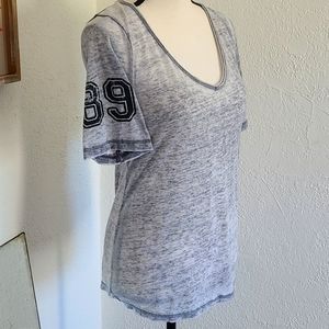 Gray Lorna Jane shirt
